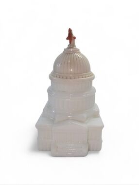 Avon *Read Description* The Capitol Wild Country Aftershave Bottle White